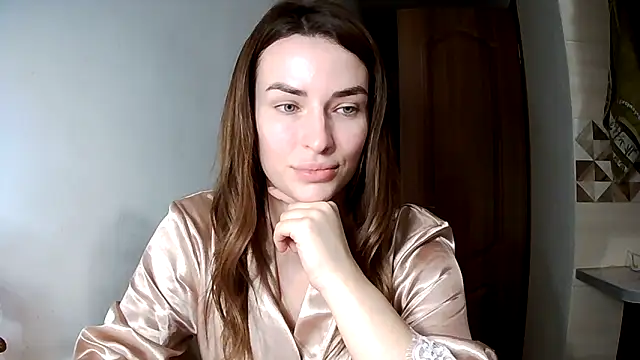 MandiBrooks online show from December 16, 2025, 3:39 pm