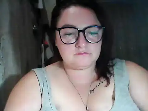 AngelQSky online show from October 31, 2025, 7:48 pm