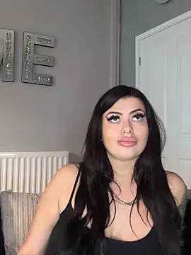 ciaraandbenzo online show from September 25, 2025, 9:18 pm
