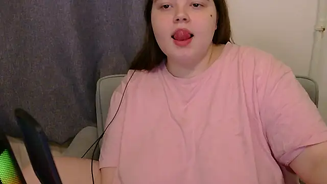 Snapshot of brattyprincessemma chatting on November 12, 2025, 6:03 am brattyprincessemma online show from November 12, 2025, 6:03 am