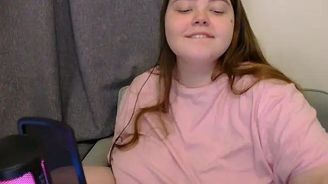 Snapshot of brattyprincessemma chatting on November 21, 2025, 5:00 pm brattyprincessemma online show from November 21, 2025, 5:00 pm