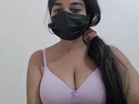 Snapshot of Little_toy_girl chatting on May 16, 2026, 7:38 am Little toy girl online show from May 16, 2026, 7:38 am