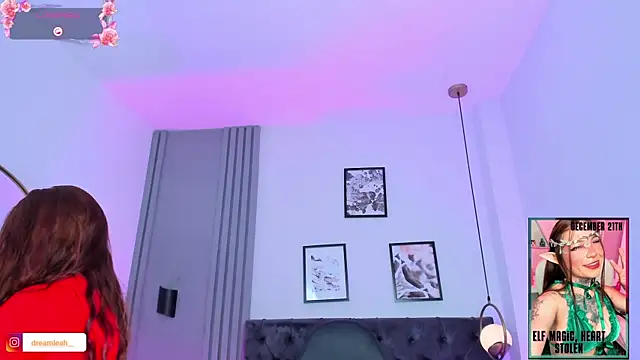 Snapshot of dreamleah_ chatting on December 14, 2025, 5:46 am dreamleah online show from December 14, 2025, 5:46 am