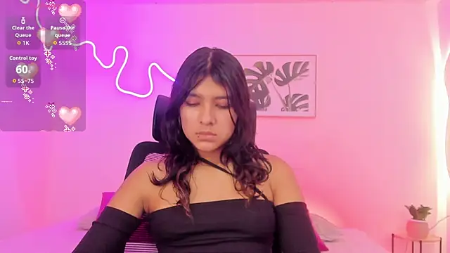 Snapshot of Cherrydollxx chatting on November 27, 2025, 12:51 pm Cherrydollxx online show from November 27, 2025, 12:51 pm