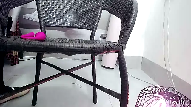 KateCondon online show from November 1, 2025, 11:29 pm