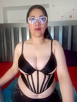 Snapshot of Alana_steel_1 chatting on September 14, 2025, 12:04 pm Alana steel 1 online show from September 14, 2025, 12:04 pm