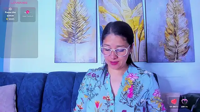 Snapshot of Alana_steel_1 chatting on September 29, 2025, 11:59 am Alana steel 1 online show from September 29, 2025, 11:59 am