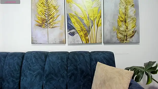 Snapshot of Alana_steel_1 chatting on October 8, 2025, 12:03 pm Alana steel 1 online show from October 8, 2025, 12:03 pm