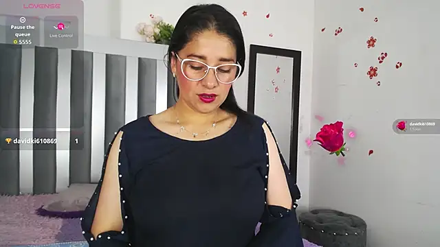 Snapshot of Alana_steel_1 chatting on October 23, 2025, 12:04 pm Alana steel 1 online show from October 23, 2025, 12:04 pm