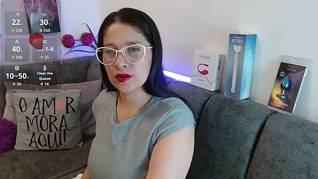 Alana steel 1 online show from April 23, 2026, 7:49 pm