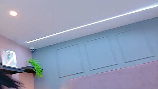 Snapshot of Camila_Hill_ chatting on November 10, 2025, 1:10 pm Camila Hill online show from November 10, 2025, 1:10 pm