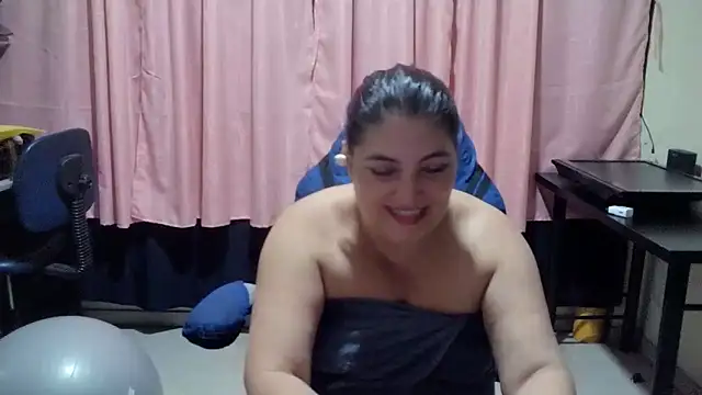 lina maria99 online show from February 27, 2026, 1:49 am