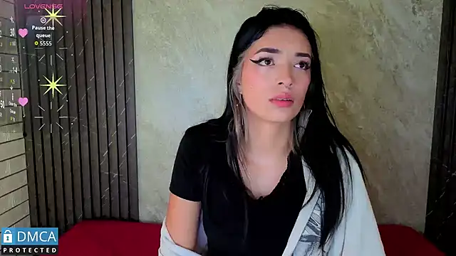 stepha   online show from March 12, 2026, 7:09 pm