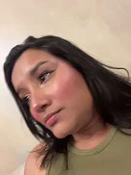 HannahMontgomery online show from November 7, 2025, 4:45 am