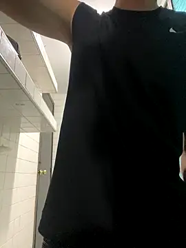 Snapshot of May_Blackx chatting on October 30, 2025, 3:41 am May Blackx online show from October 30, 2025, 3:41 am