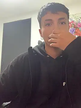 Snapshot of Milan_Bach chatting on March 21, 2026, 5:56 am Milan Bach online show from March 21, 2026, 5:56 am