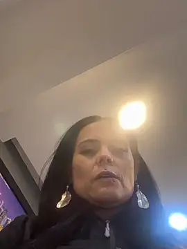 Snapshot of CharlotteCottin chatting on July 1, 2026, 11:12 am CharlotteCottin online show from July 1, 2026, 11:12 am