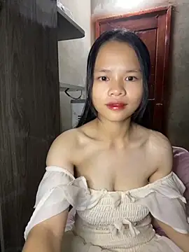 Snapshot of Hana-44 chatting on October 8, 2025, 10:18 pm Hana-44 online show from October 8, 2025, 10:18 pm