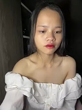 Snapshot of Hana-44 chatting on November 10, 2025, 6:07 pm Hana-44 online show from November 10, 2025, 6:07 pm