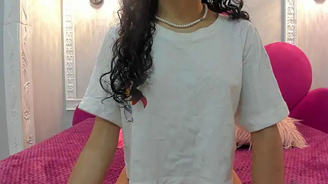 Snapshot of Saammy_17 chatting on October 15, 2025, 8:31 pm Saammy 17 online show from October 15, 2025, 8:31 pm