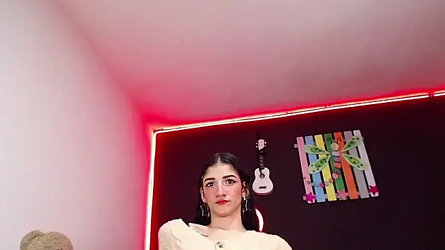 ingrid zese  online show from September 10, 2025, 8:31 pm