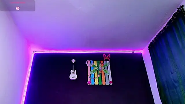 ingrid zese  online show from February 21, 2026, 5:47 pm