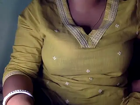 Snapshot of Dimplegirl chatting on October 26, 2025, 4:02 pm Dimplegirl online show from October 26, 2025, 4:02 pm