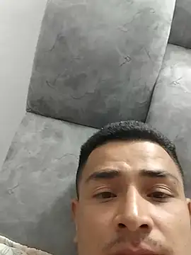 Snapshot of hoteder chatting on August 1, 2026, 12:10 am hoteder online show from August 1, 2026, 12:10 am