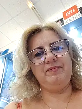 LustyyX online show from July 14, 2026, 11:05 am