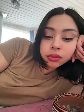 Snapshot of lau_laulu chatting on October 27, 2025, 10:25 pm lau laulu online show from October 27, 2025, 10:25 pm