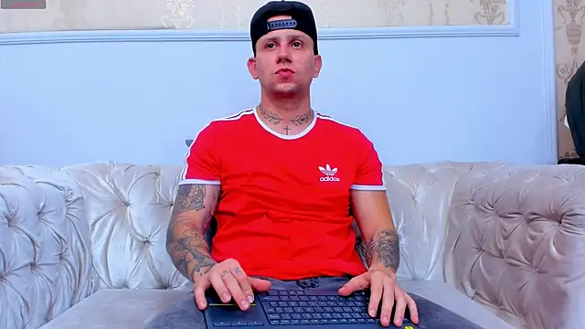 Snapshot of Scott_Clark chatting on November 6, 2025, 10:49 am Scott Clark online show from November 6, 2025, 10:49 am