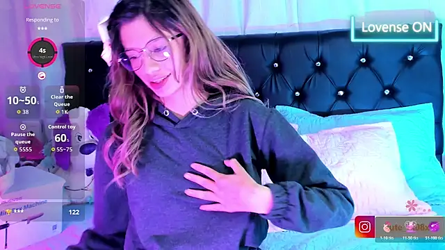 Snapshot of Sofiia_cute_ chatting on February 18, 2026, 2:29 am Sofiia cute online show from February 18, 2026, 2:29 am