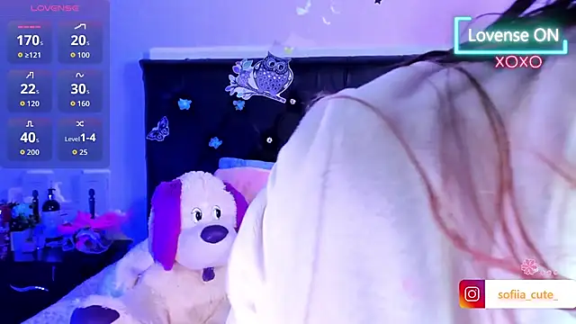 Sofiia cute  online show from May 5, 2026, 4:09 am