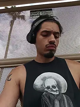 mrredcorn online show from October 22, 2025, 3:45 pm