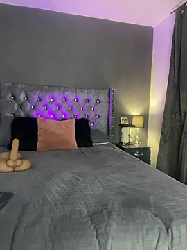 sofii escobar online show from March 1, 2026, 5:20 am