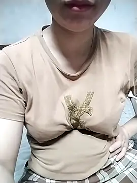 Mie rose online show from November 8, 2025, 2:01 am