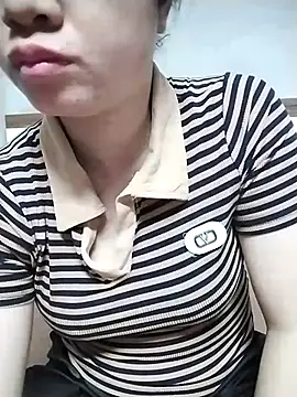 Mie rose online show from April 23, 2026, 1:13 pm
