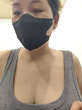 Snapshot of Ladymlem chatting on October 11, 2025, 6:12 am Ladymlem online show from October 11, 2025, 6:12 am