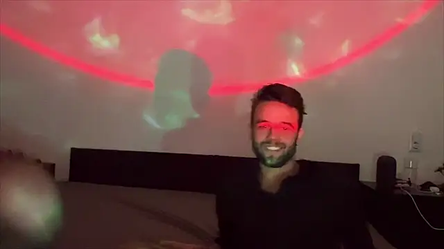 Snapshot of squirtproff chatting on October 17, 2025, 7:16 pm squirtproff online show from October 17, 2025, 7:16 pm