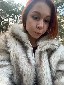 RosieSecret online show from November 17, 2025, 8:09 am