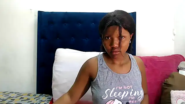 BUNNYCHOWX28 online show from November 27, 2025, 9:11 am