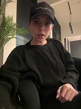 EllyLynn online show from January 31, 2026, 7:56 pm