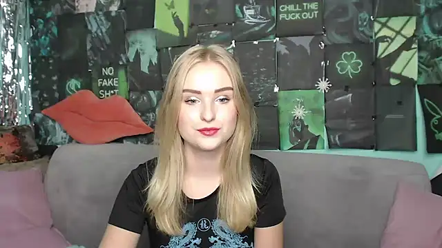 Snapshot of SofySofty chatting on September 11, 2025, 4:45 am SofySofty online show from September 11, 2025, 4:45 am