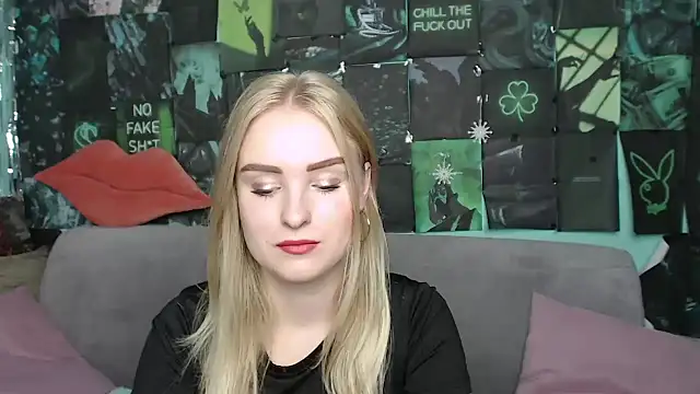 Snapshot of SofySofty chatting on September 13, 2025, 5:07 am SofySofty online show from September 13, 2025, 5:07 am