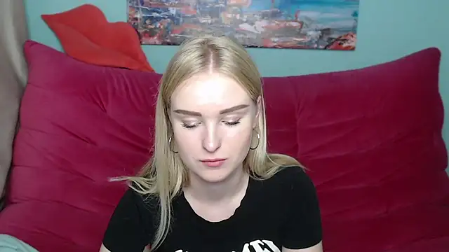 Snapshot of SofySofty chatting on October 11, 2025, 5:00 pm SofySofty online show from October 11, 2025, 5:00 pm