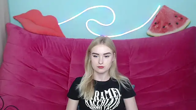 Snapshot of SofySofty chatting on November 8, 2025, 6:02 am SofySofty online show from November 8, 2025, 6:02 am