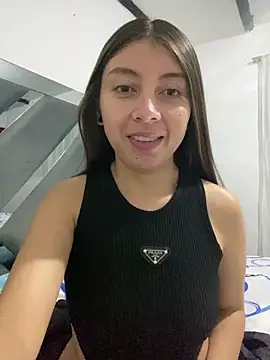Snapshot of Sara-cooper2 chatting on May 5, 2026, 12:35 pm Sara-cooper2 online show from May 5, 2026, 12:35 pm