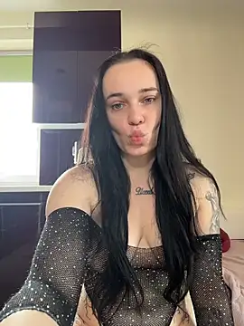 Baby Eva23 online show from April 6, 2026, 12:39 pm