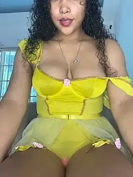 SophieD online show from April 25, 2026, 1:41 pm