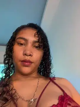 Snapshot of SophieD chatting on July 2, 2026, 12:55 pm SophieD online show from July 2, 2026, 12:55 pm